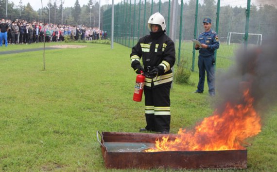 Противопожарная тренировка по эвакуации сотрудников и посетителей на случай пожара прошла в Управлении Росреестра по ХМАО – Югре