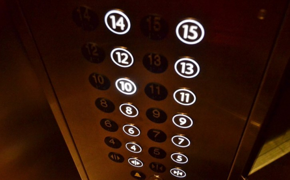 В Нижневартовске потратят 1,6 млрд рублей на замену лифтов