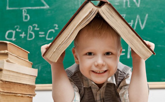 Многодетным семьям Югры власти помогут подготовить ребенка к учебе‍